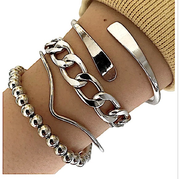 Boutique Jewelry - New Women’s Silver Plated Four Piece Chain Bracelet Arm Set.